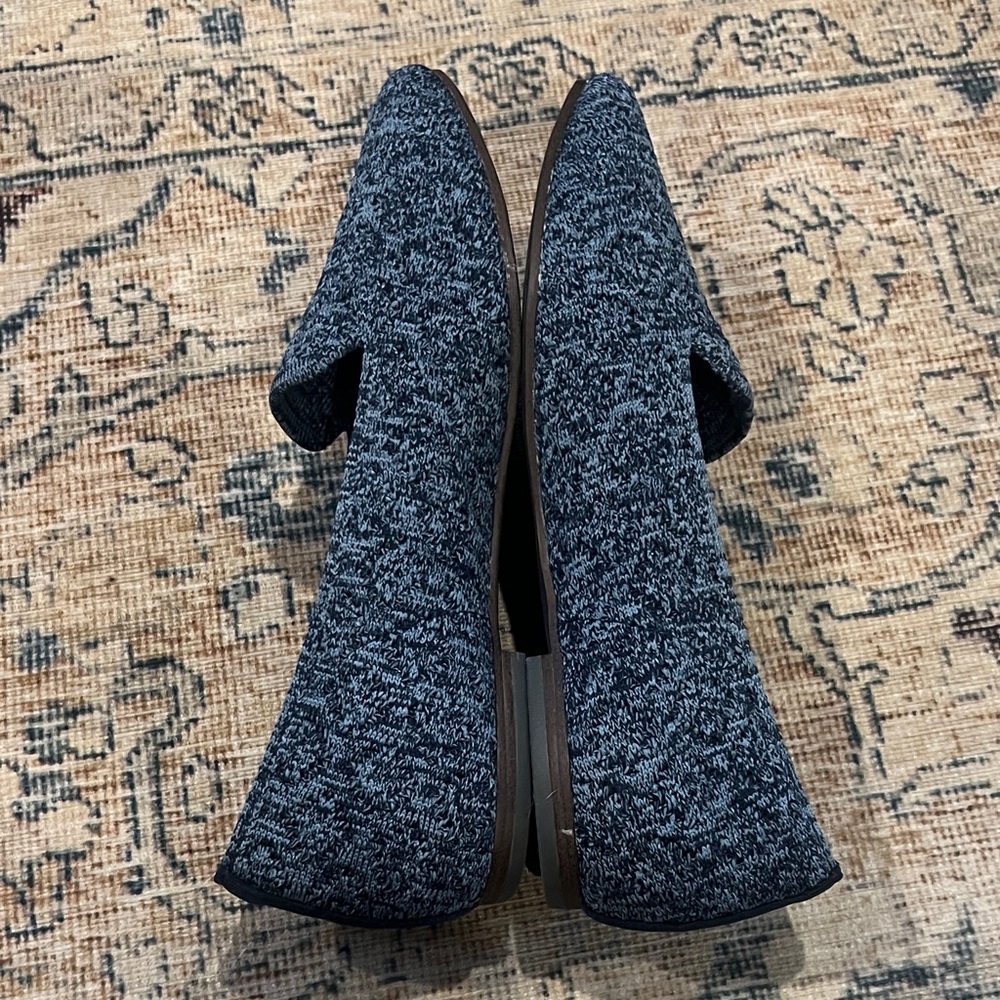 Skechers womens Blue Knit Memory Form Slip-On Loafers size 6 1/2 - Picture 7 of 10